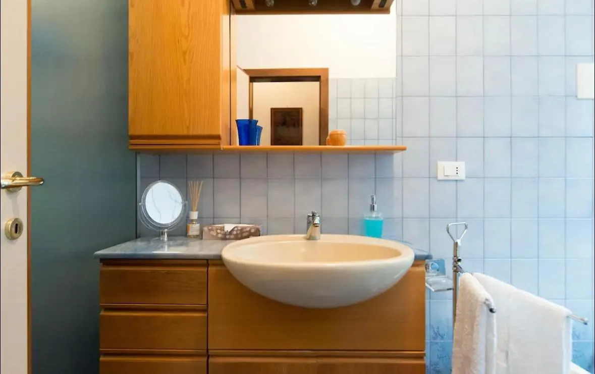 Apartment Appartamenti A Santa Croce Venice